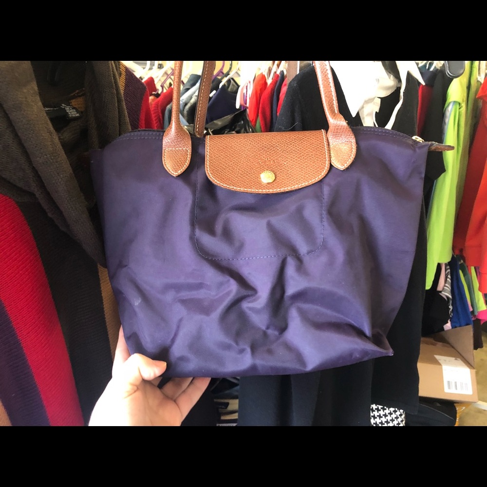 Longchamp purse very used condition